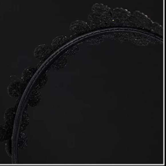 ❤️HANDMADE PINK AND CREAMS CRYSTAL AND RHINESTONE HAIR BAND❤️$15 EACH OR 2/$25❤️ - Picture 2 of 5